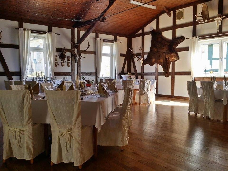 Gast- Und Pensionhaus Zur Linde Staufenberg  Dış mekan fotoğraf